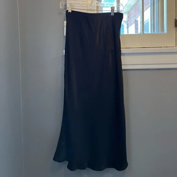 Anthropologie Black Maxi Tilda Slip Satin Skirt Size XS. - Picture 5 of 7